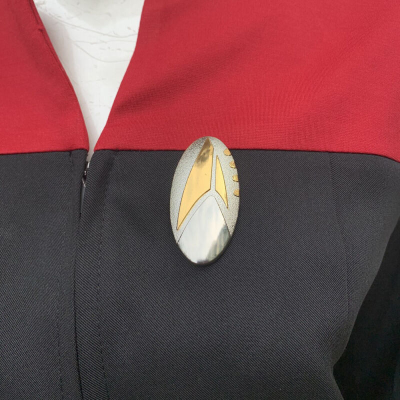 Star Trek Discovery 3 Fleet Admiral Charles Vance Magnet Pin Brooches Badge Accessories