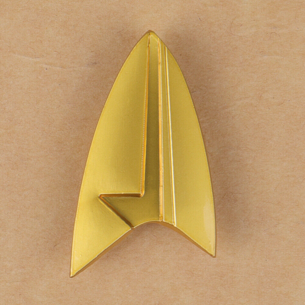 Star Trek Prodigy Captain Kathryn Janeway Magnet Badge Starfleet Pin Halloween Cosplay  Accessories