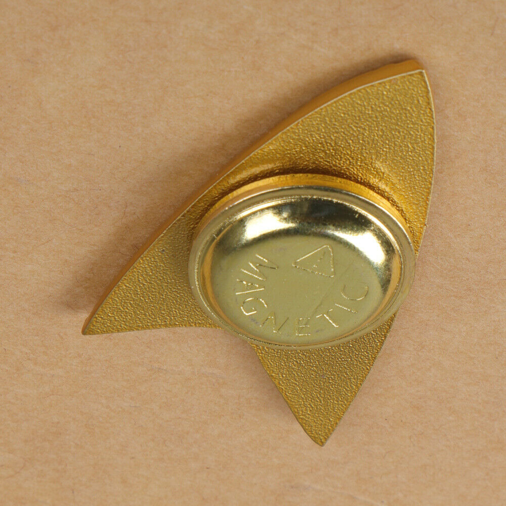 Star Trek Prodigy Captain Kathryn Janeway Magnet Badge Starfleet Pin Halloween Cosplay  Accessories