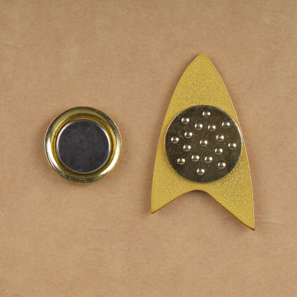 Star Trek Prodigy Captain Kathryn Janeway Magnet Badge Starfleet Pin Halloween Cosplay  Accessories